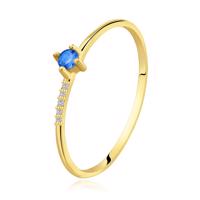 Delikatny pierścionek z żółtego 14K złota - niebieska cyrkonia, linia przezroczystych cyrkonii - Rozmiar : 51