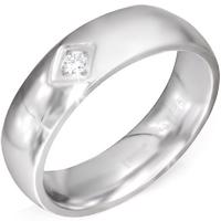 Błyszczący stalowy pierścionek z rombowym wcięciem i bezbarwnym kamyczkiem - Rozmiar : 59