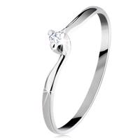 Zaręczynowy pierścionek z białego 14K złota - przezroczysty wyszlifowany diament, wąskie ramiona - Rozmiar : 50
