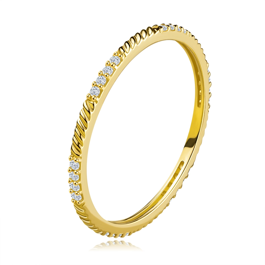 Delikatny pierścionek z żółtego złota 375 - linia okrągłych cyrkonii, ukośne nacięcia - Rozmiar : 49